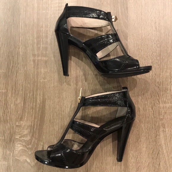 MICHAEL Michael Kors Berkley T-Strap Dress Sandals - Picture 3 of 7